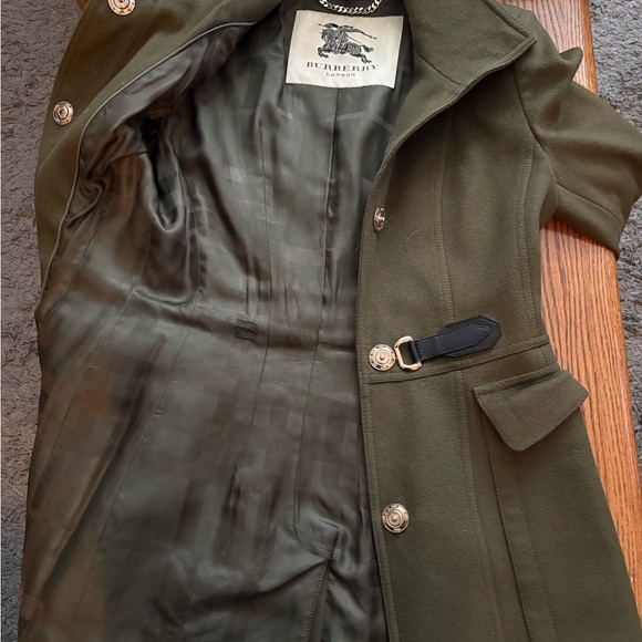 Olive Green Burberry London Women's Coat with Black Accents - Picture 7 of 9